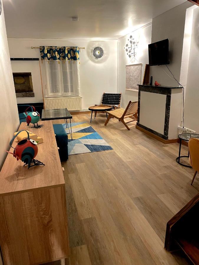 Triplex Plein Coeur Du Centre Historique Daire Charleville-Mézières Dış mekan fotoğraf