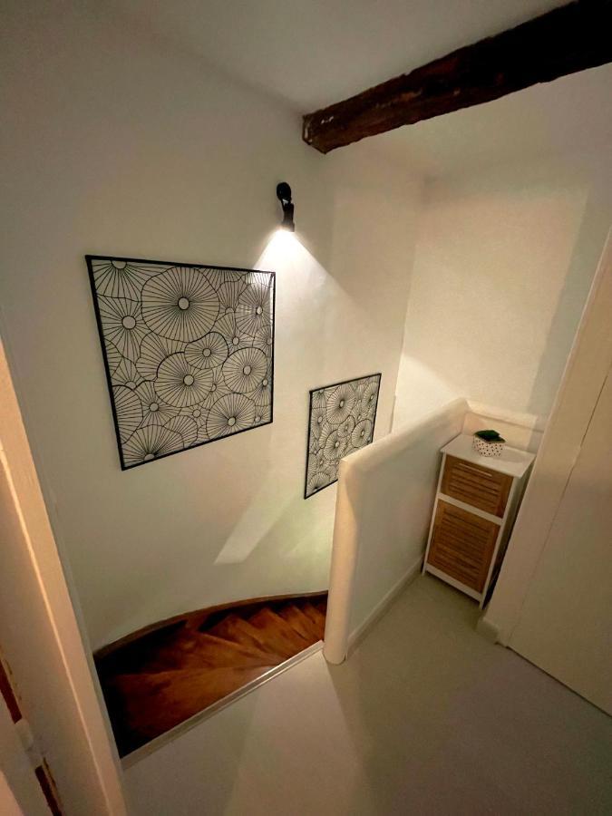 Triplex Plein Coeur Du Centre Historique Daire Charleville-Mézières Dış mekan fotoğraf