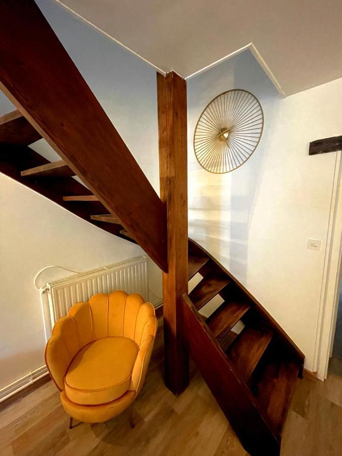 Triplex Plein Coeur Du Centre Historique Daire Charleville-Mézières Dış mekan fotoğraf